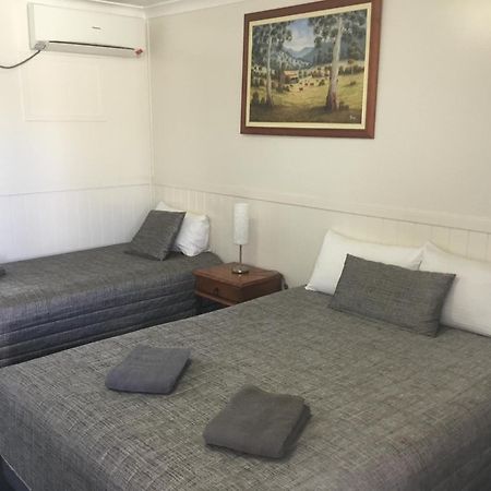 Charleville Waltzing Matilda Motor Inn Kültér fotó