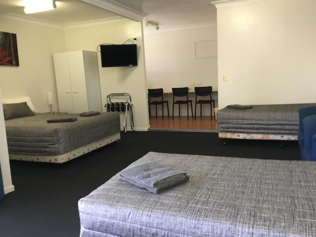 Charleville Waltzing Matilda Motor Inn Kültér fotó