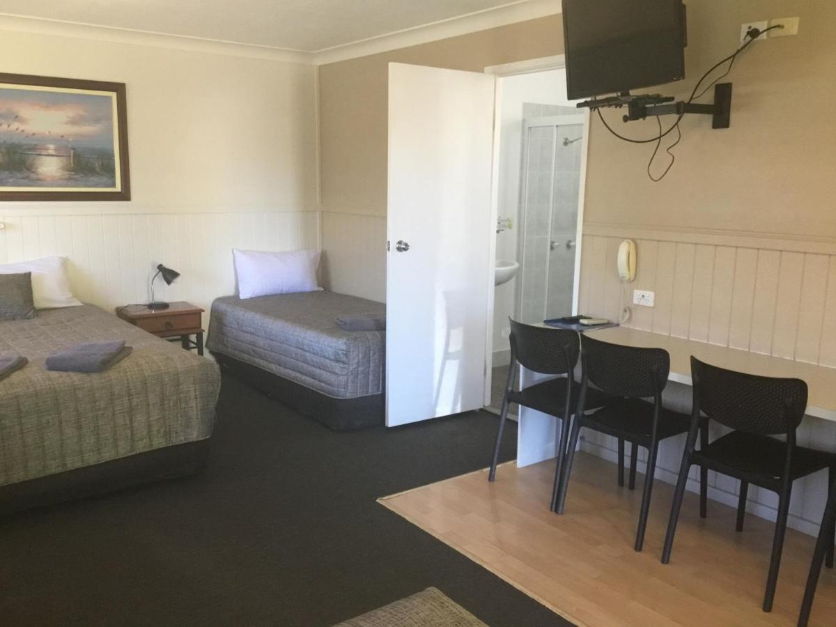 Charleville Waltzing Matilda Motor Inn Kültér fotó