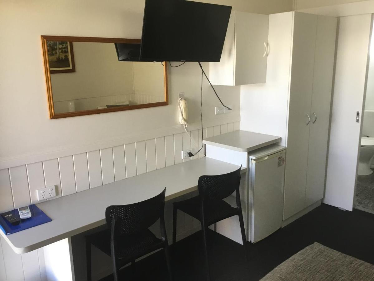 Charleville Waltzing Matilda Motor Inn Kültér fotó